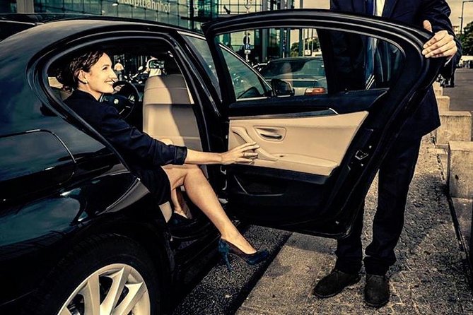Mumbai Airport Transfer in Private Vehicle - Key takeaways before you book
