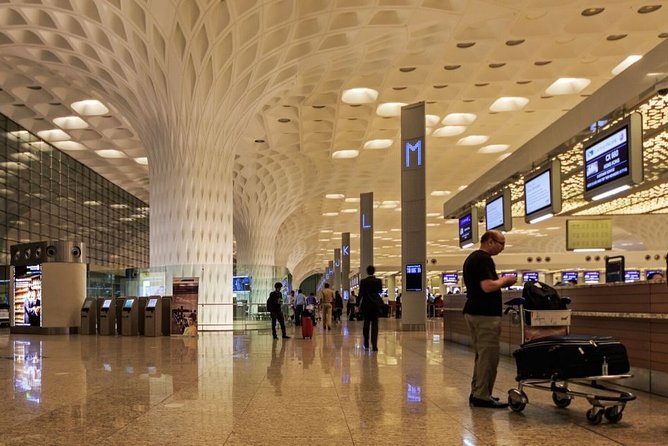 Mumbai Airport Transfer in Private Vehicle - Pickup from your hotel to BOM, including early-morning confidence
