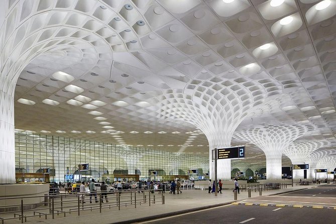 Mumbai Airport Transfer in Private Vehicle - Meet-and-greet at Chhatrapati Shivaji International Airport, plus waiting rules