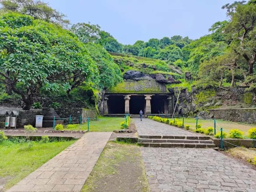 Mumbai: All-Inclusive Mumbai Private Full or Half Day Trip - Price and Logistics: value at $26, how long it takes, and what to bring