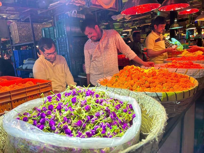 Mumbai by Dawn: Market Tour of Flowers, Fish, and More - Why a dawn tour works so well in Mumbai