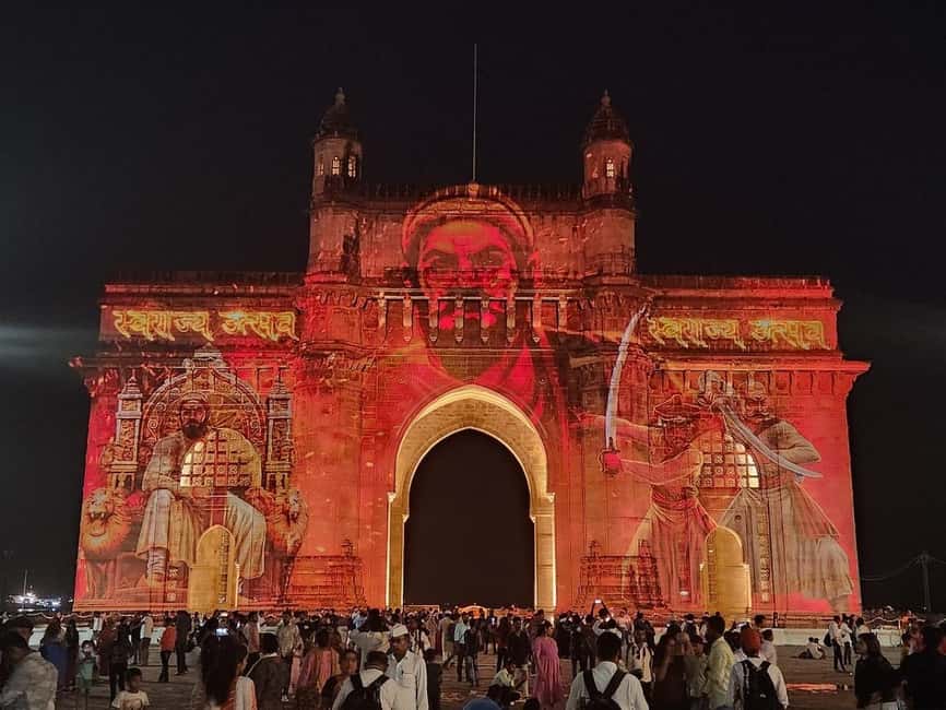 Mumbai by Night: Private Iconic Sights Tour with Transfers - Mumbai After Dark: Why This Night Route Works