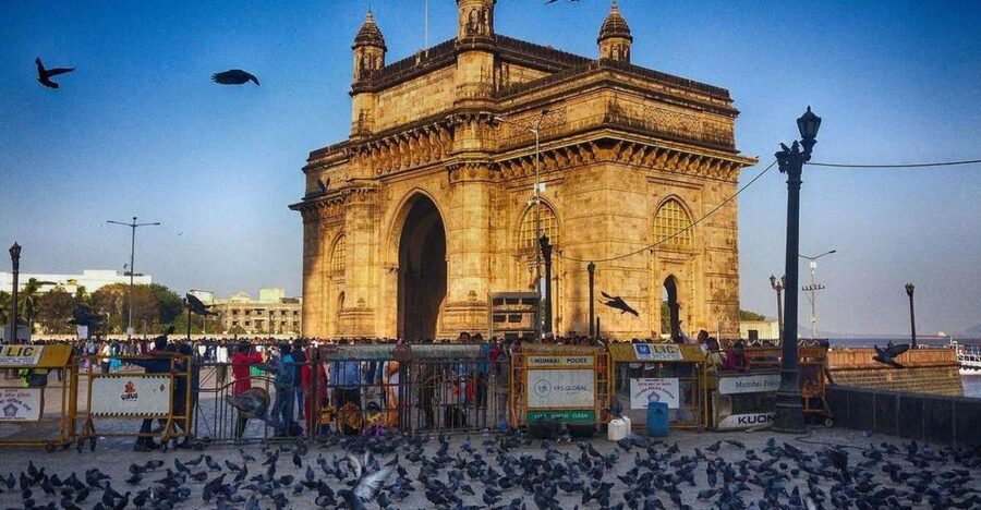 Mumbai: City Tour, Elephanta Caves, Dharavi Slum W/Options - The Mumbai “Real Life” Stops: Mani Bhavan, Banganga Tank, Dhobi Ghat, and Oval Maidan