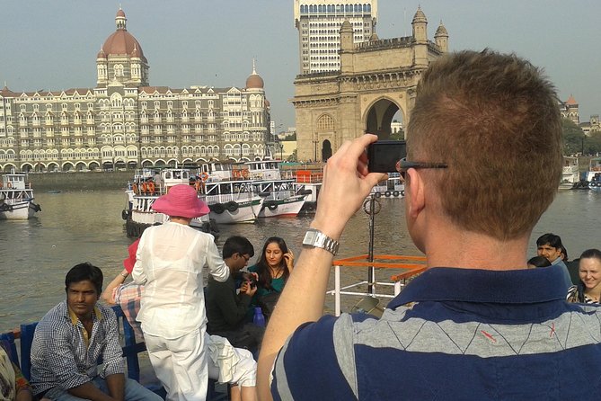 Mumbai City Tour with Ferry Ride and Dharavi Slum - Dhobi Ghat: the short stop you should budget for
