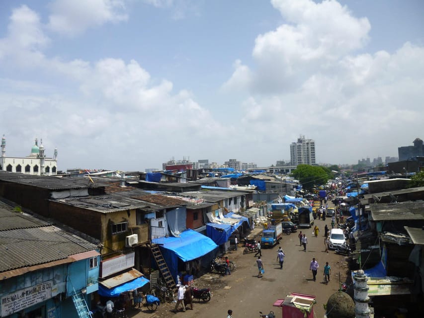Mumbai: Dharavi Slum 2-Hour Walking Tour - Meeting at Café Coffee Day by Mahim Station, ending near Mahim Junction