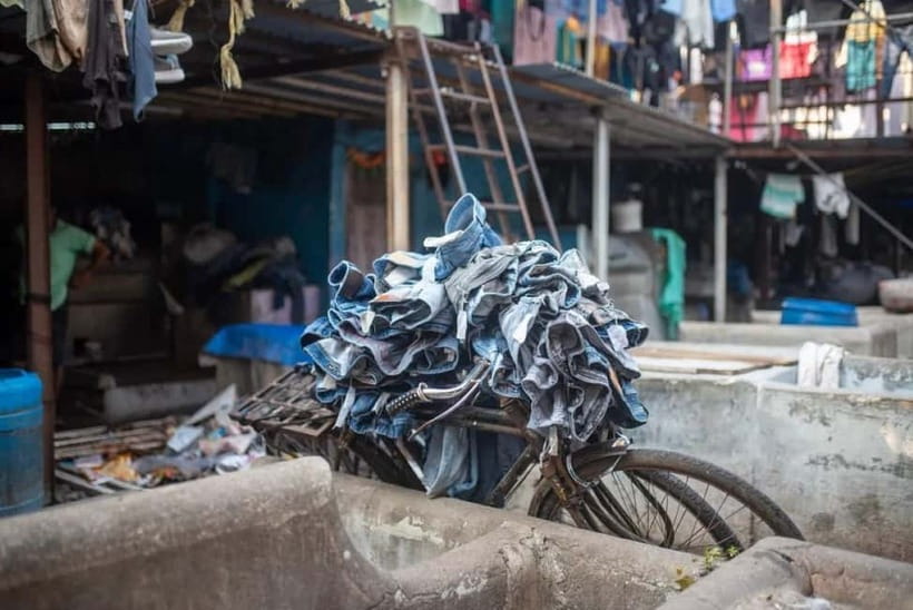 Mumbai: Dharavi Slum and Dhobi Ghat Laundry Tour - Price and value, why this $5 option can still feel meaningful