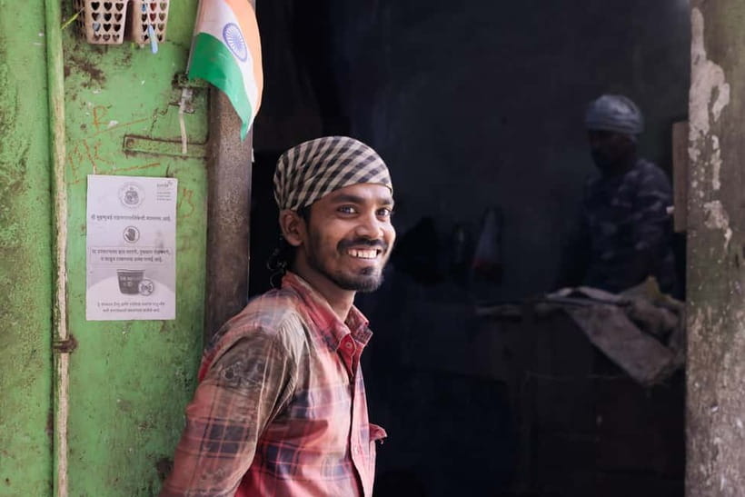 Mumbai: Dharavi Slum Guided Walking Tour by 1st Female Guide - Residential Dharavi: lifestyle details and the earthen-pot community