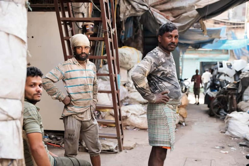 Mumbai: Dharavi Slum Guided Walking Tour by 1st Female Guide - Lunch at a local home: simple, vegetarian, and handled with care