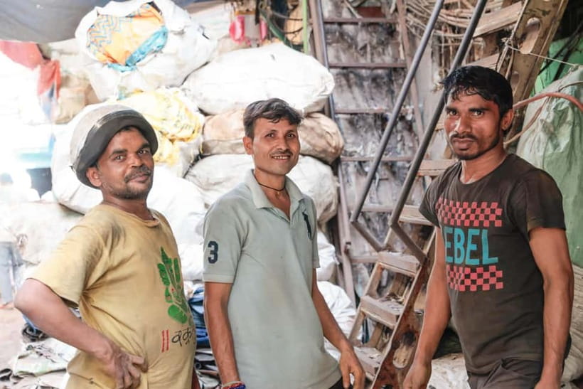 Mumbai: Dharavi Slum Guided Walking Tour by 1st Female Guide - Price and logistics: $6, water included, and a car option