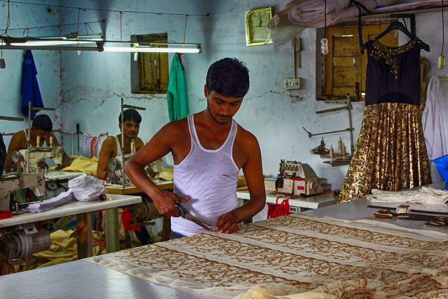 Mumbai: Dharavi Slum Slumdog Millionaire Tour with a Local - Key Things You’ll Notice on This Dharavi Walk