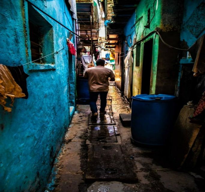 Mumbai: Dharavi Slum Slumdog Millionaire Tour with a Local - Small-Group Matters More Than You Think