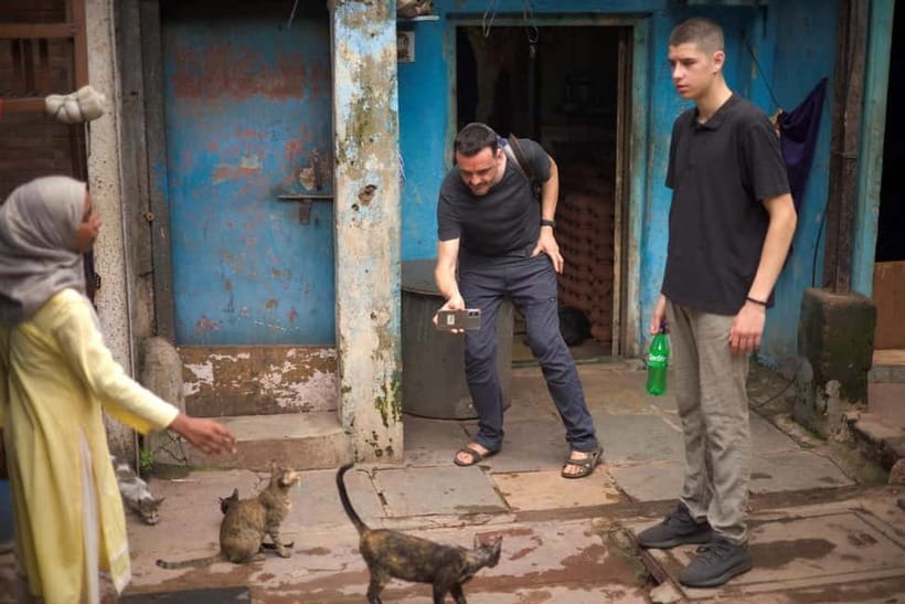 Mumbai Dharavi Slum Tour With Local English Guide - Workshop Stops That Turn Observation Into Understanding