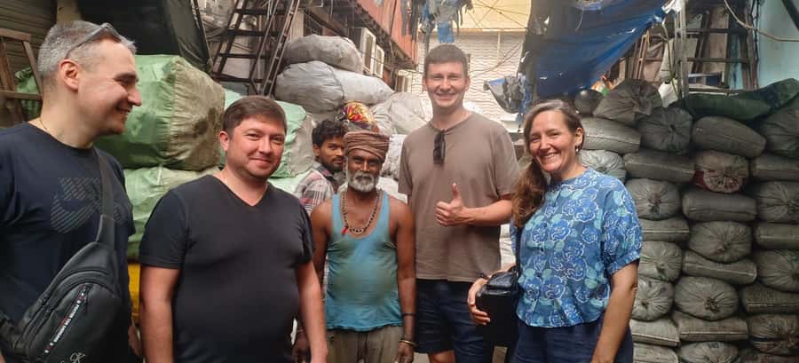 Mumbai: Dharavi Slumdog Tour -See the real Slum with a Local - How the Tour Moves Through Homes, Work, and Kids at Play