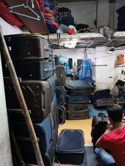 Dharavi Slumdog Tour -See the real Slum with a Local