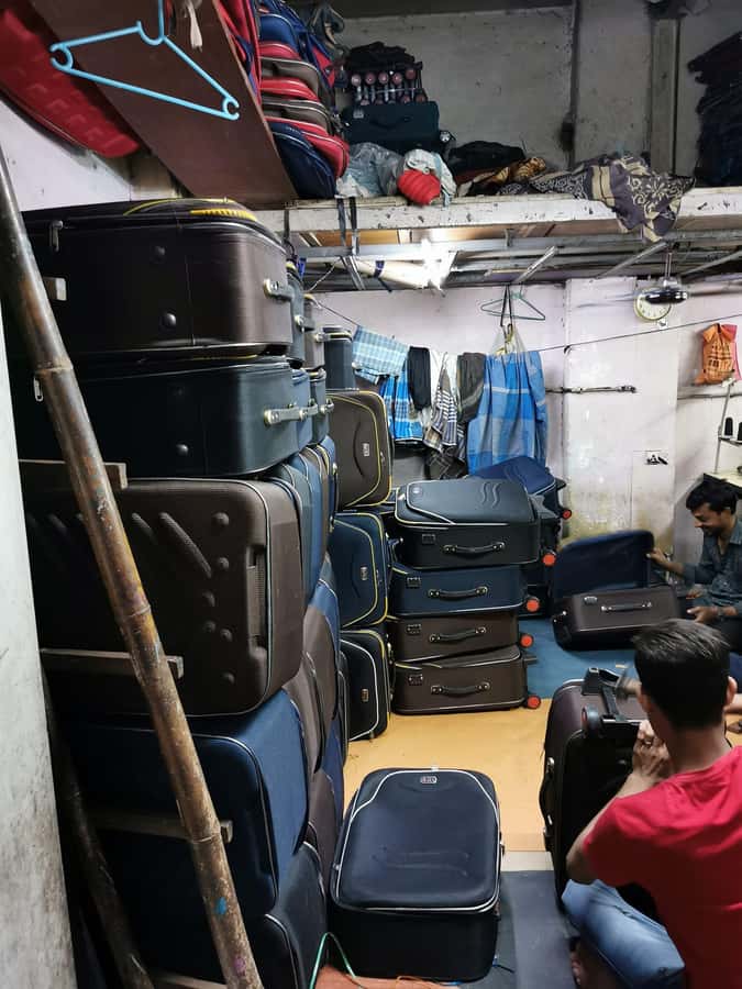 Mumbai: Dharavi Slumdog Tour -See the real Slum with a Local - Meeting Point in Mahim: Where You Start and What to Expect