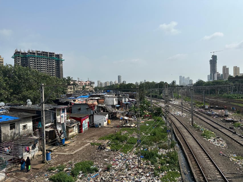 Mumbai: Discover India's Largest Slum -A Local's Perspective - Meeting at Third Wave Coffee, and how to start smoothly