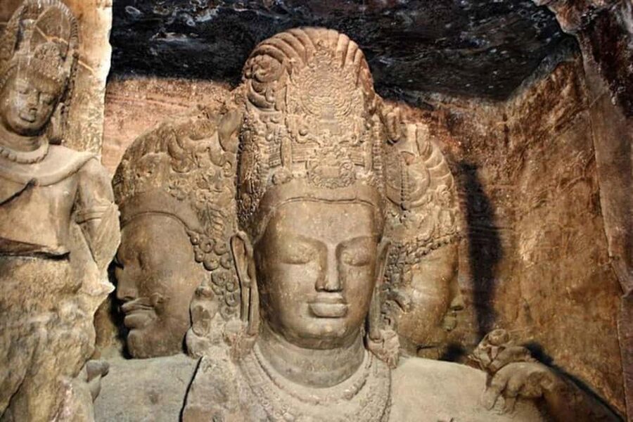 Mumbai: Exclusive Tour with Dharavi Slum & Elephanta Cave - Key highlights