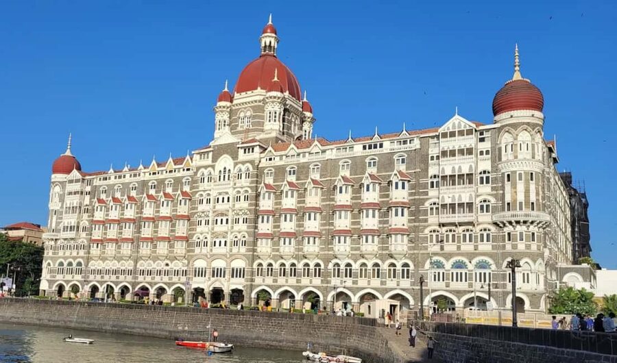 Mumbai: Exclusive Tour with Dharavi Slum & Elephanta Cave - Price check: why $43 can be good value here