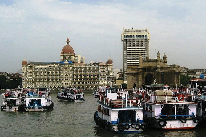 Mumbai Full day shore Excursion with Boat ride - Gateway of India and Marine Drive: Mumbai’s classic postcard, plus real harbor energy