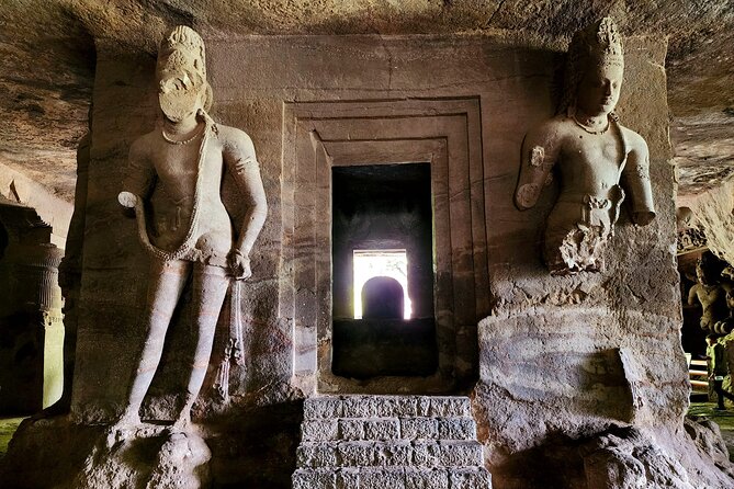 Mumbai Full-Day Sightseeing & Elephanta Caves Tour - A short Mumbai stay gets a smart upgrade