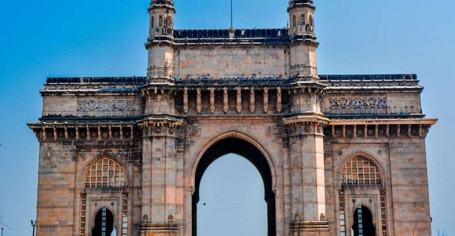 Mumbai: Guided City Sightseeing Tour - The UNESCO CSMT Segment: Big Station, Big Story