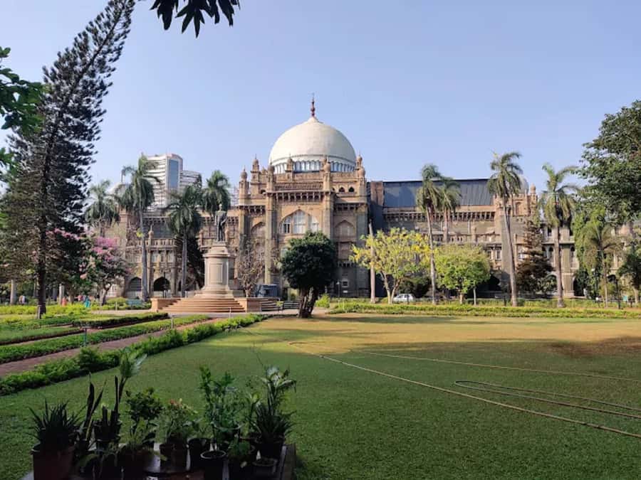 Mumbai Half-Day Guided Tour with Dhobi Ghat - Chhatrapati Shivaji Maharaj Terminus and Mani Bhavan: architecture meets Gandhi’s everyday impact