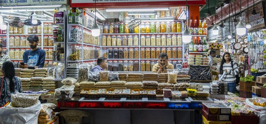 Mumbai: Local Markets & Temples Tour - Crawford Market: Wholesale Food, Big Energy, and a Real Sense of Supply