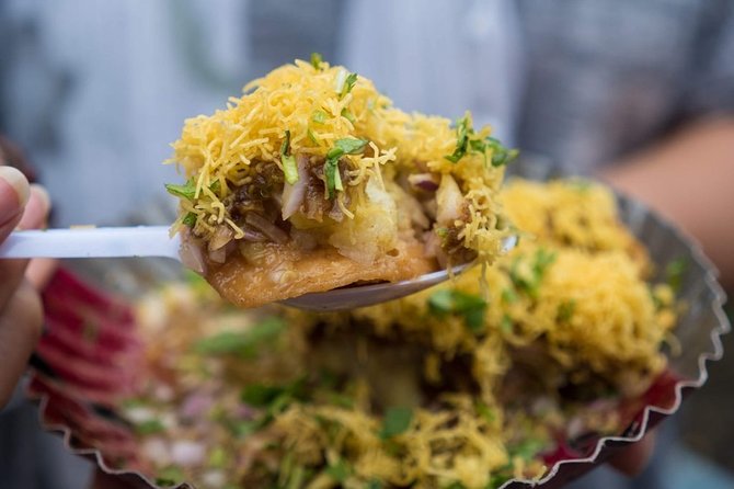 Mumbai Local with Street Food Tour in Private Vehicle - Hanging Gardens (Pherozeshah Mehta Gardens): Terraced Views with Included Entry