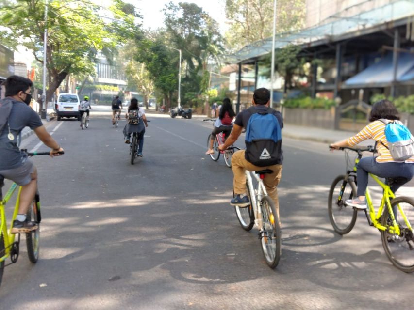 Mumbai: Morning Bicycle Tour - Marine Drive Breakfast and the Arabian Sea Breeze