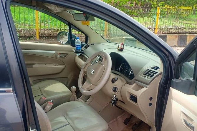 Mumbai Private Car Rental with Professional Driver - Hotel pickup and a mobile ticket for a smooth start