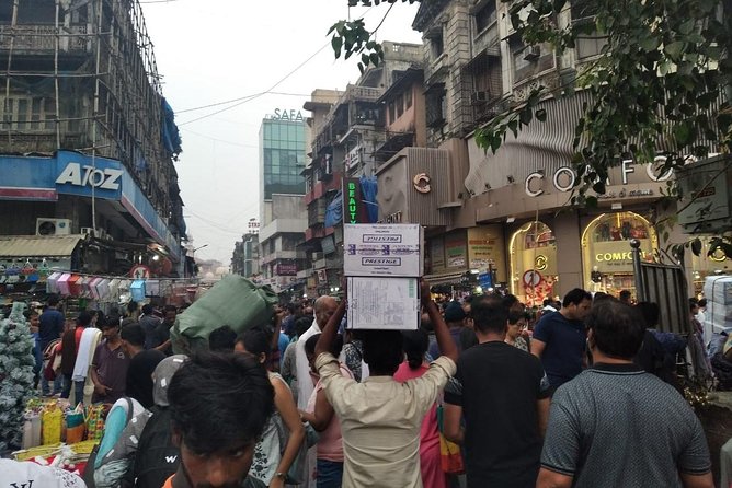 Mumbai Private City Sightseeing with Slum Tour - Meeting point, timing, and how the day flows