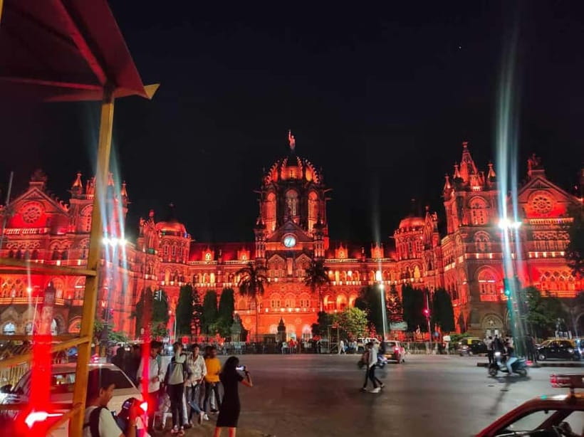 Mumbai: Private Night Sightseeing Tour with Pickup & Drop - UNESCO CSMT, Flora Fountain, and Marine Drive at Night