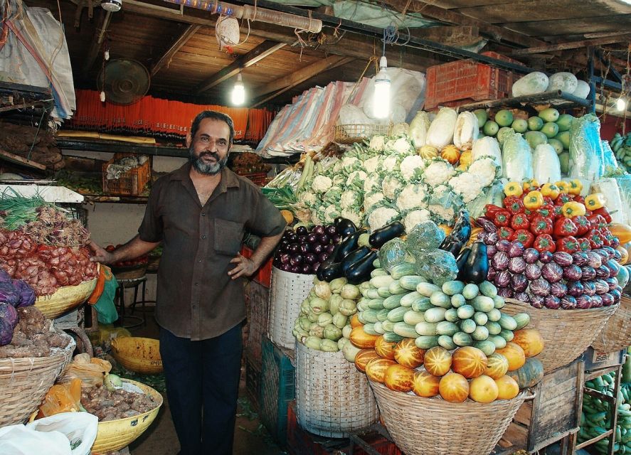 Mumbai: Private Walking Tour with a Local - Why a Lokafyer walking tour beats a checklist day