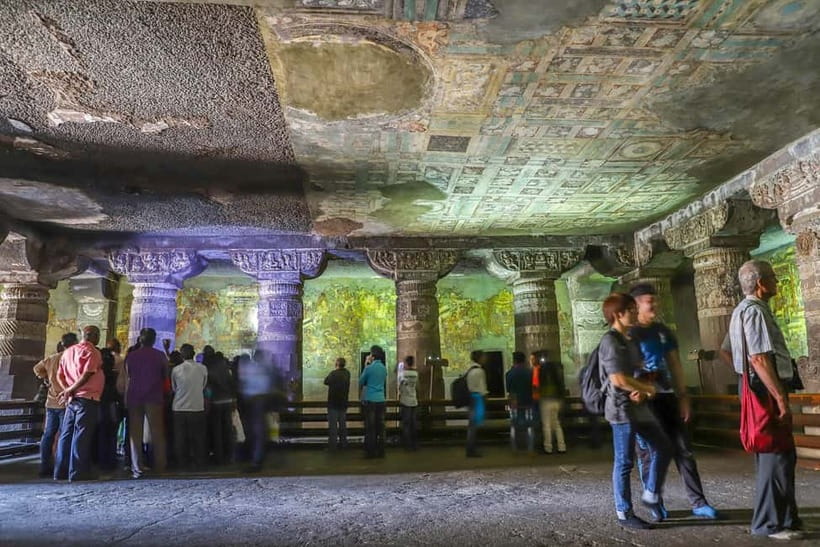 Mumbai: Same Day Tour of Ajanta & Ellora Cave's - Ajanta Caves, frescoes and sculptures you can actually make sense of