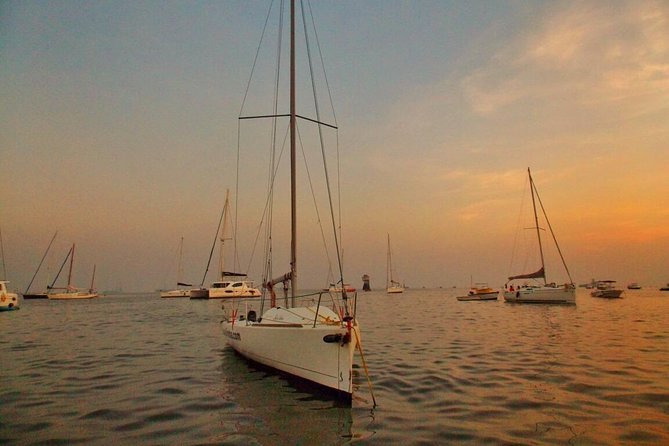 Mumbai Sky Line Private Sailing Excursion for up to 5ppl - Private Sailing on the Arabian Sea, set up for small groups and big views