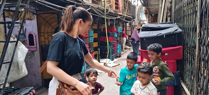 Mumbai: Slum Tour Dharavi & Dhobi Ghat Laundry with a Local - Who should book this Mumbai Dharavi and Dhobi Ghat tour