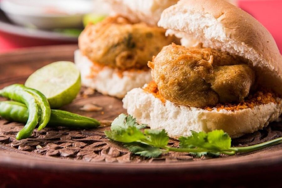 Mumbai: Street Food Crawl - Starting near CST: the Times of India meeting point and your first steps