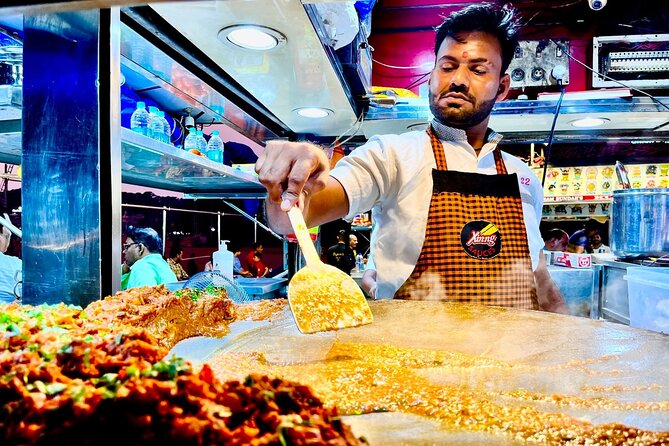 Mumbai Street Food Tour - Bhuleshwar and the khao galli mindset: shopping streets that also eat