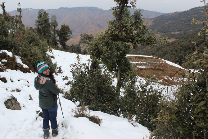Nagtibba Trek (Pantwari to Pantwari) - Day 1: Sunset arrival at Nag Tibba, tea and pakoda at camp