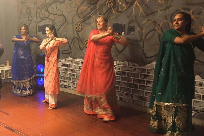 Namaste Bollywood | Dance Like a Bollywood Star - Optional extras: traditional clothes and henna for photos and fun