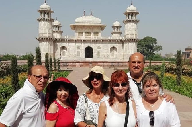 Old and New Delhi Delights Food, Culture and Heritage Tour - Chandni Chowk on Foot: Old Delhi Shopping Without the Lost-You Feeling