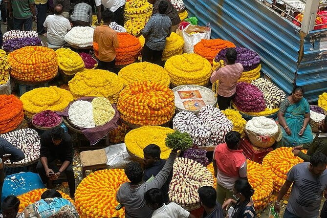 Old Bangalore Historical Walk thro Palace, Temples, Fort & Market - Tipu Sultan’s teak palace and KR Market, where the day starts