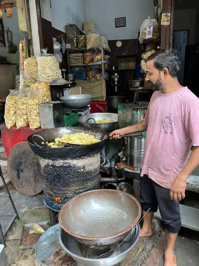 Old city heritage walk and local life experience - Traditional wedding market walk and arranged marriage stories