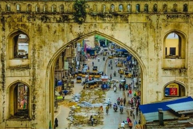 Old city Walking Tour in Charminar - Naal Saab Mubarak: a relic stop with real context