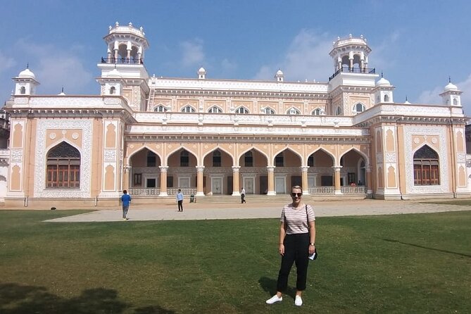 Old City Walking tour in Hyderabad, travel back 400 years in time - Mecca Masjid: oldest-mosque stories, Qutb Shahi roots