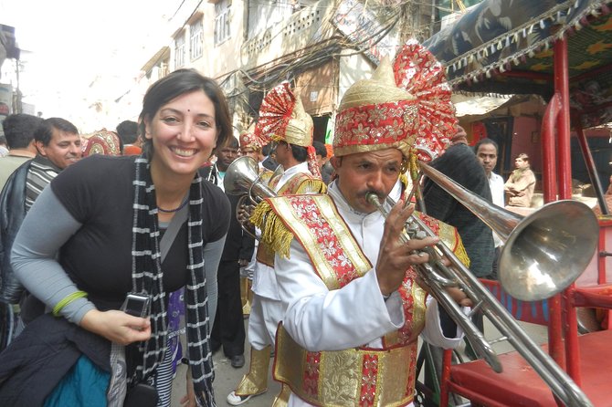 Old Delhi Food, Heritage&Cultural Walk with Rickshaw ride to Masterji Kee Haveli - Logistics That Help You Start Smoothly
