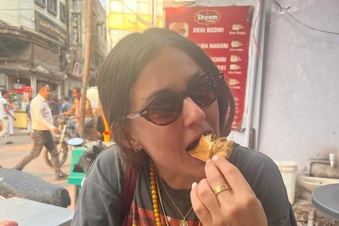 Old Delhi Morning - Fun, Food & Faith all inclusive private tour - Sri Digambar Jain Lal Mandir: syncretism made understandable
