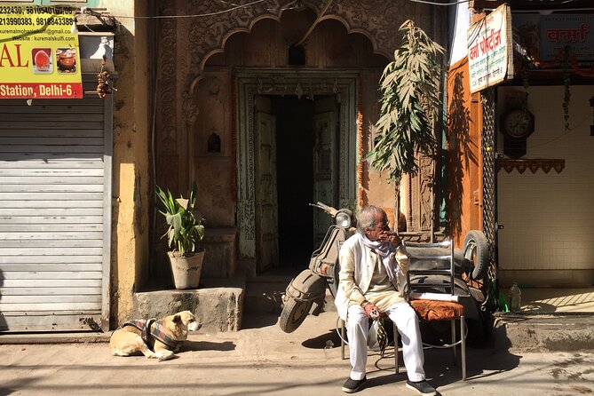 Old Delhi through the Hidden Alleys Walking Tour - Jama Masjid: The City’s Biggest Religious Anchor