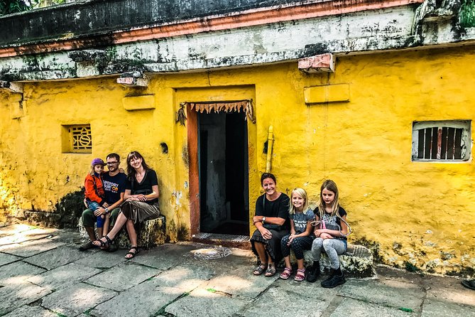 Old neighbourhood Walk - Half-Day Tour - Key Highlights You Can Actually Use