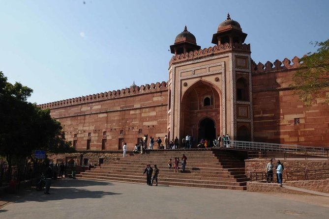 One Day Agra ( Taj Mahal ) private Tour from Delhi - Agra Fort in 60 minutes: what to prioritize in a short stop